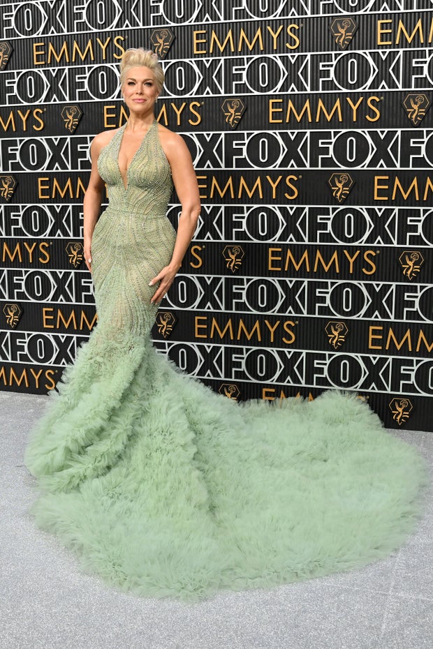 US-ENTERTAINMENT-TV-AWARDS-EMMY-ARRIVALS-RED CARPET