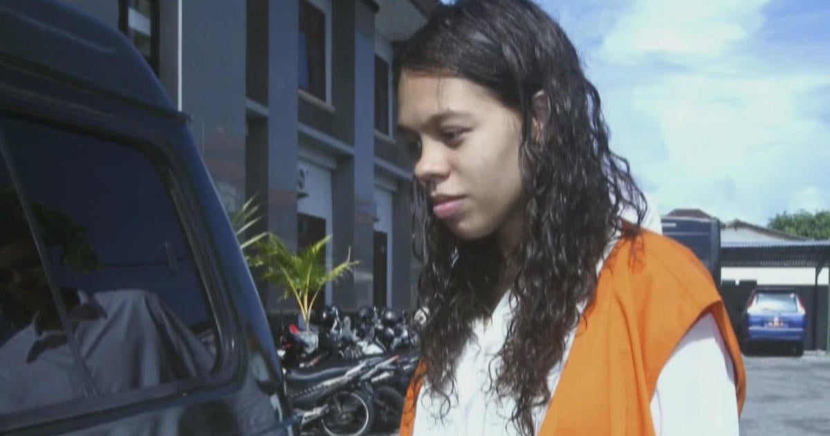 Heather Mack To Be Sentenced In Plotting Mother's Murder - CBS Chicago