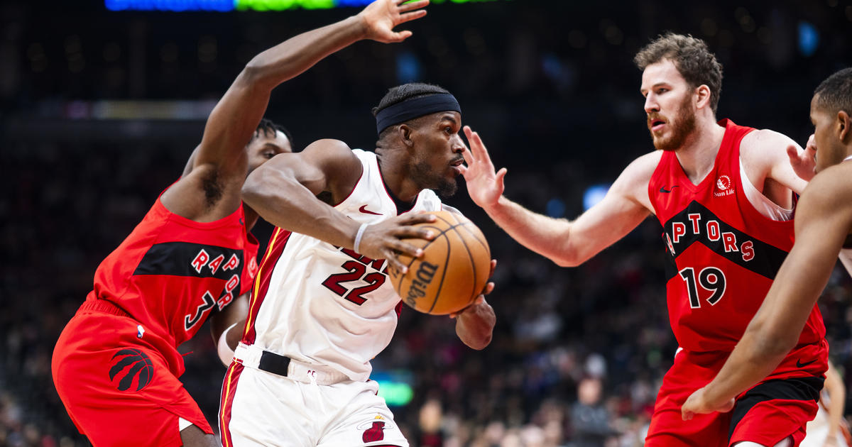 Raptors rout Heat 121-97