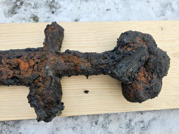 Ancient sword with possible Viking origins and a mysterious inscription found in Polish river