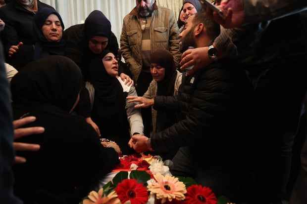 వెస్ట్ బ్యాంక్లో ఇజ్రాయెల్ బలగాలు జరిపిన కాల్పుల్లో అమెరికా బాలుడు మరణించాడని పాలస్తీనా అథారిటీ తెలిపింది