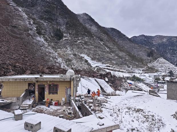 47 Buried In Yunnan Landslide 