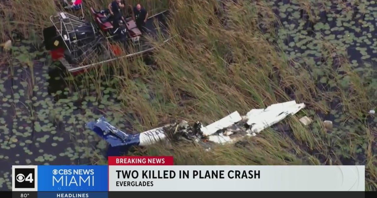 Two lifeless in modest airplane crash in Everglades in close proximity to Weston Two lifeless in modest airplane crash in Everglades in close proximity to Weston