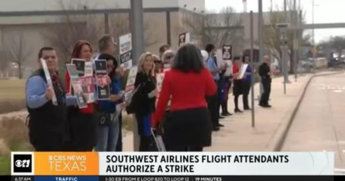 southwest flight attendants authorize strike against carrier