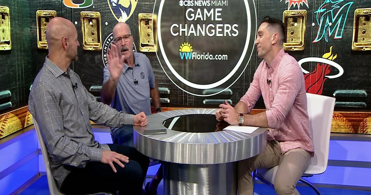 Video game Changers: Dolphins Element Techniques With Vic Fangio. Tremendous Bowl Countdown Continues. Warmth Trade Lowry.