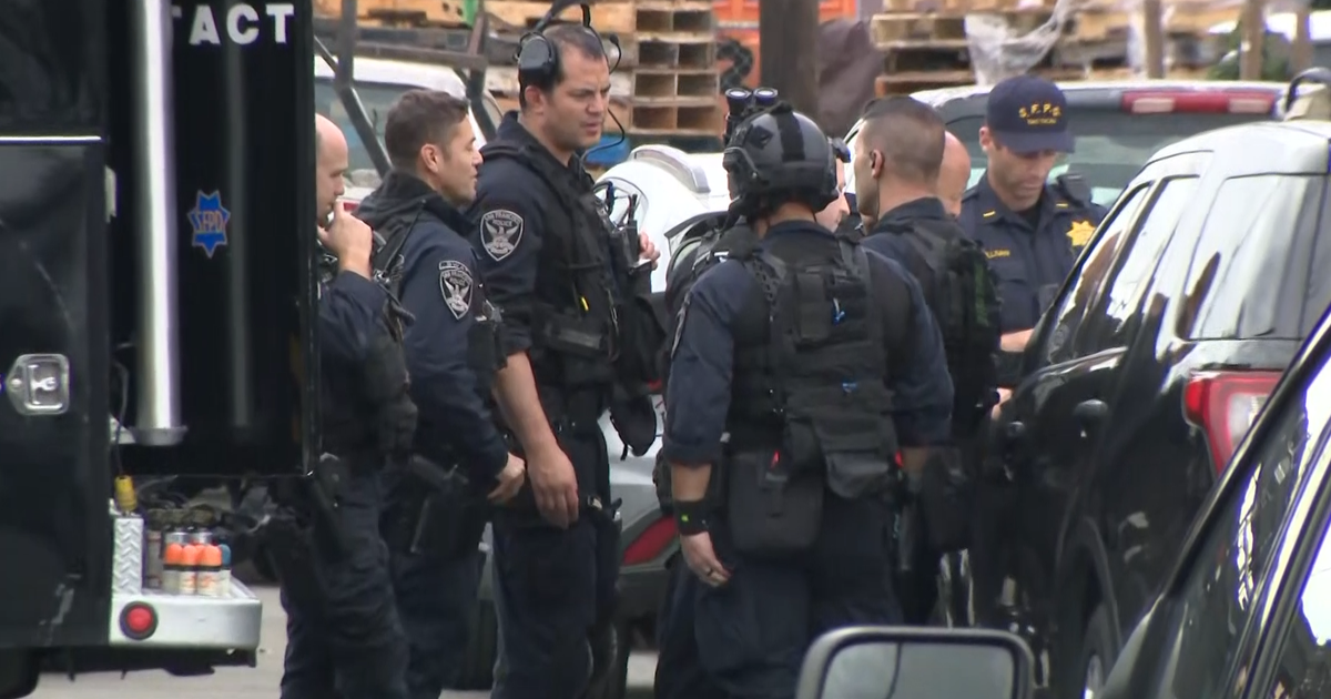 San Francisco knife attack leads to police standoff in Hunters Point