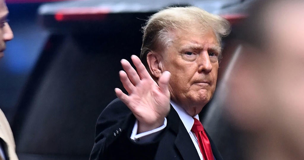 Trump walks out of courtroom as closing arguments begin in E. Jean Carroll trial