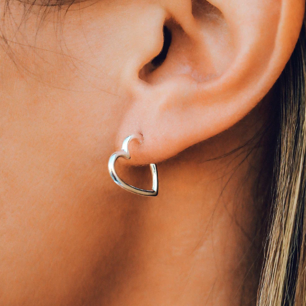 heart-earrings.png