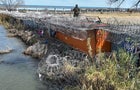 cbsn-fusion-texas-federal-government-still-clashing-over-border-issues-thumbnail-2643861-640x360.jpg 
