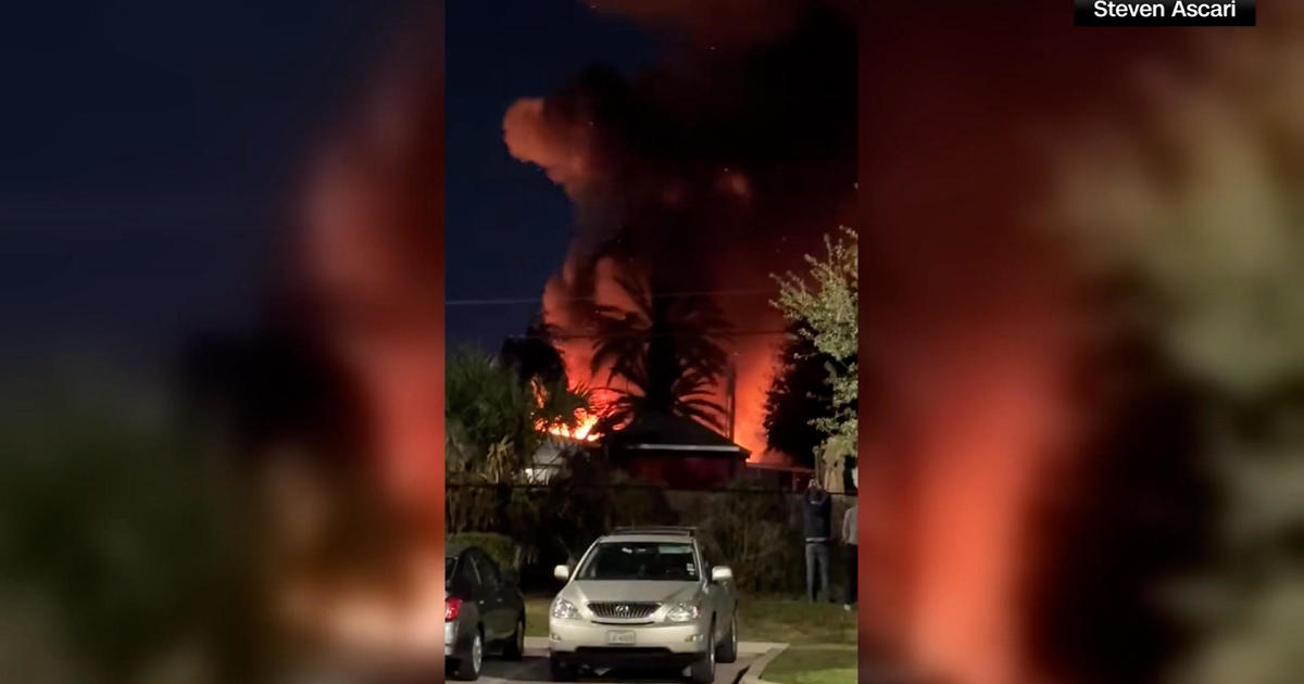 Quite a few documented lifeless soon after smaller aircraft crashes into cell homes in Clearwater