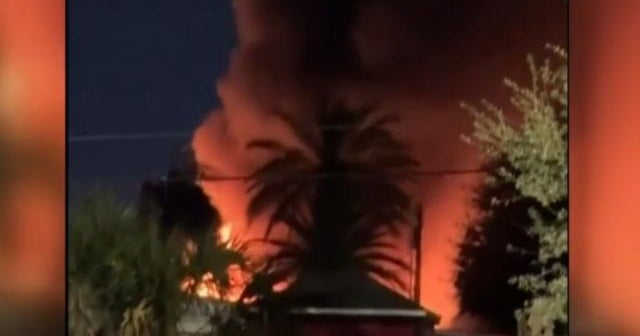 Small plane crashes into Florida mobile home park, killing several ...