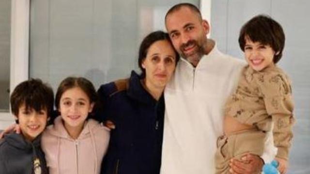 israel-hostages-brodetz-family.jpg 
