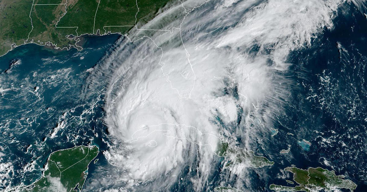 Experts predict "extremely active" Atlantic hurricane season