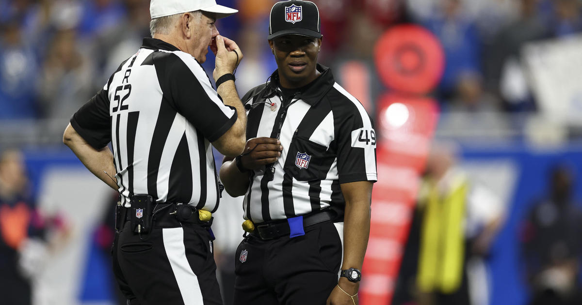 What is the average NFL referee salary, and are refs paid more for the Super Bowl?
