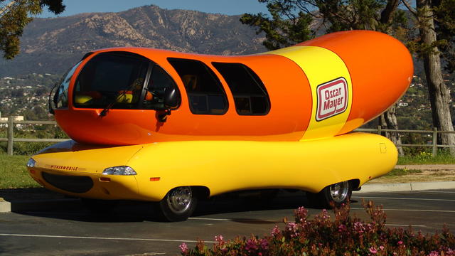 oscar-mayer-weinermobile.jpg 