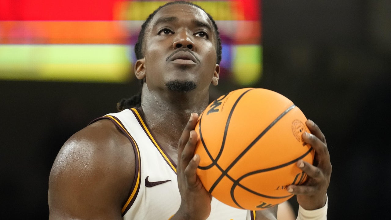4 years after near-death experience on the court, Philip Alston helping Loyola bounce back