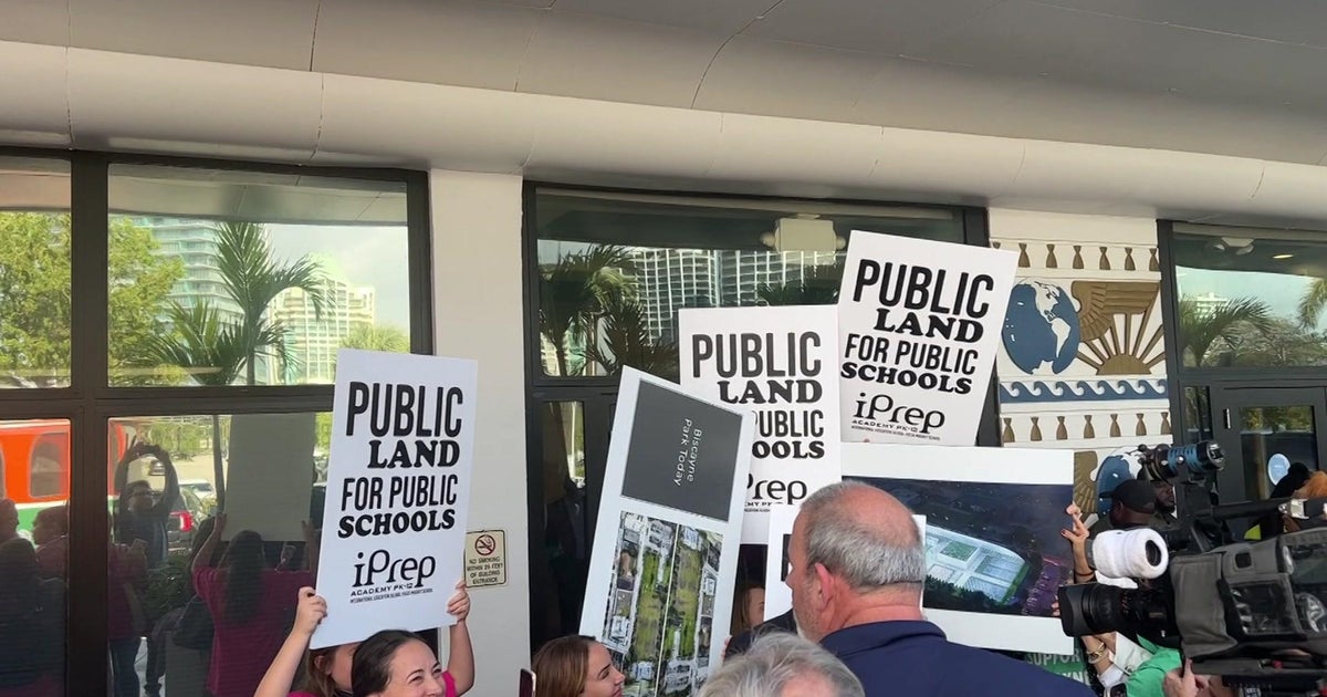 Controversial Biscayne Park proposal brings out new opposition from dad and mom at South Florida university Controversial Biscayne Park proposal brings out new opposition from dad and mom at South Florida university