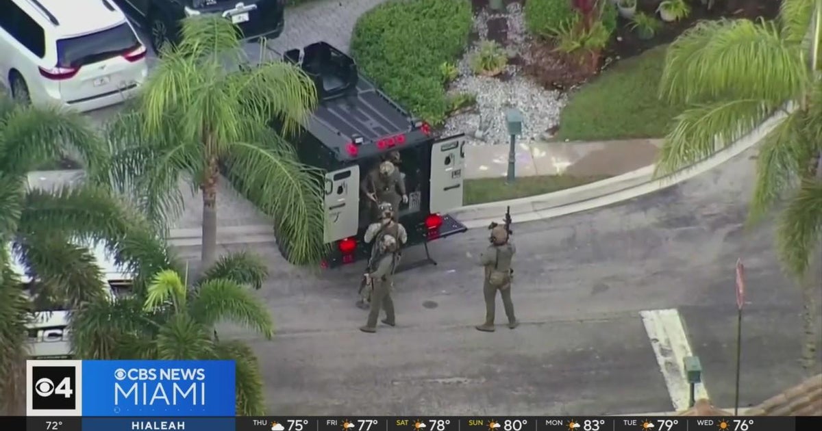 Guy accused of stabbing spouse in Pembroke Pines