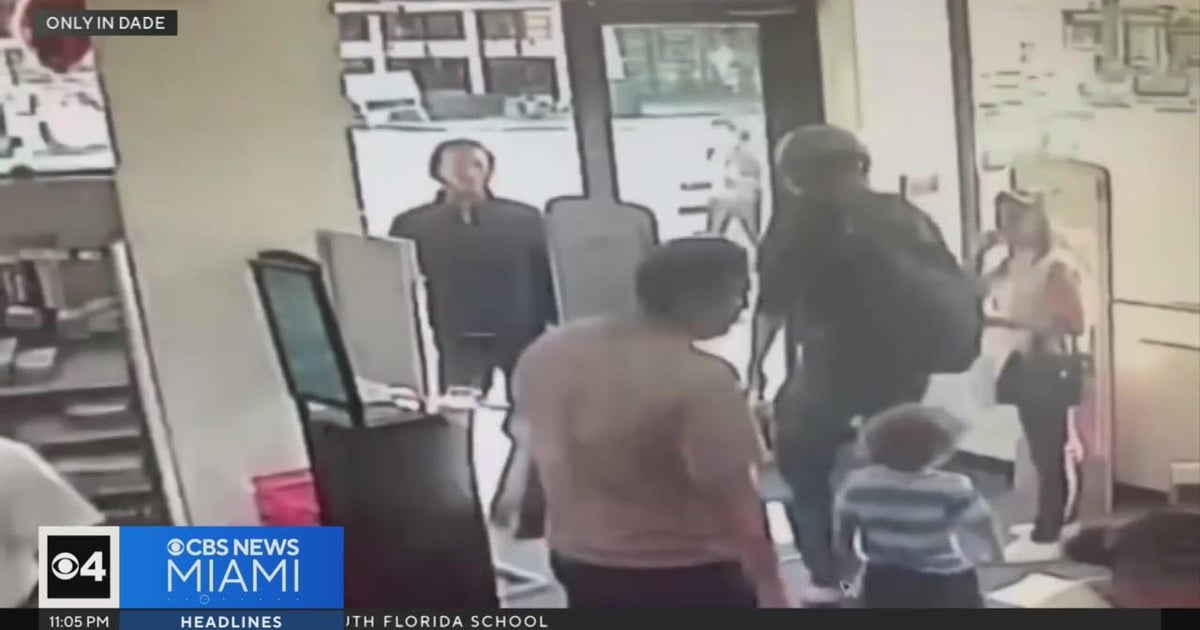 WATCH IT: Brave dad fights off man accused of attempting to kidnap ...