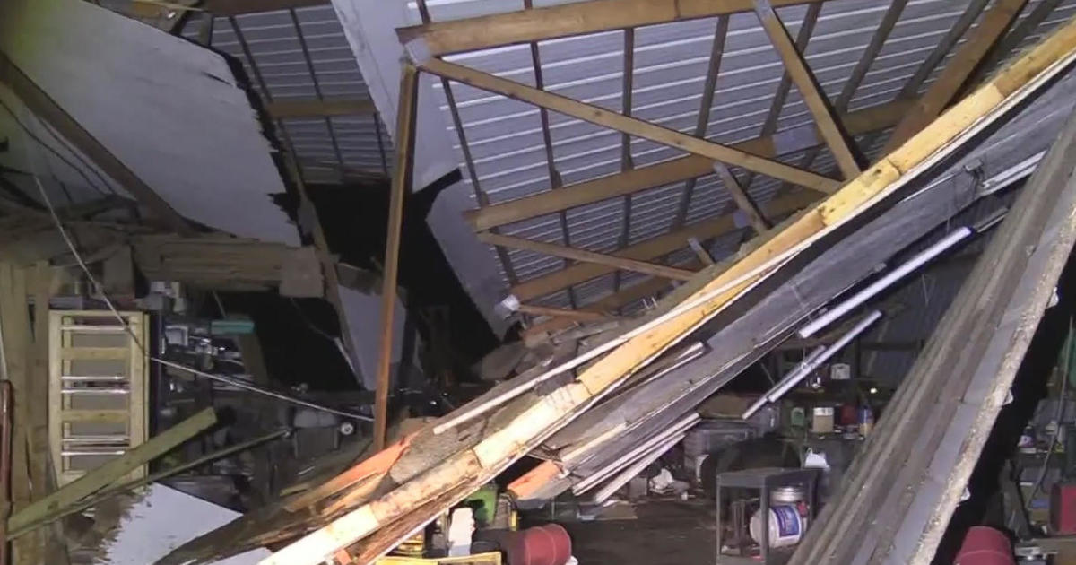 Tornadoes, strong storms hit parts of Illinois, Wisconsin