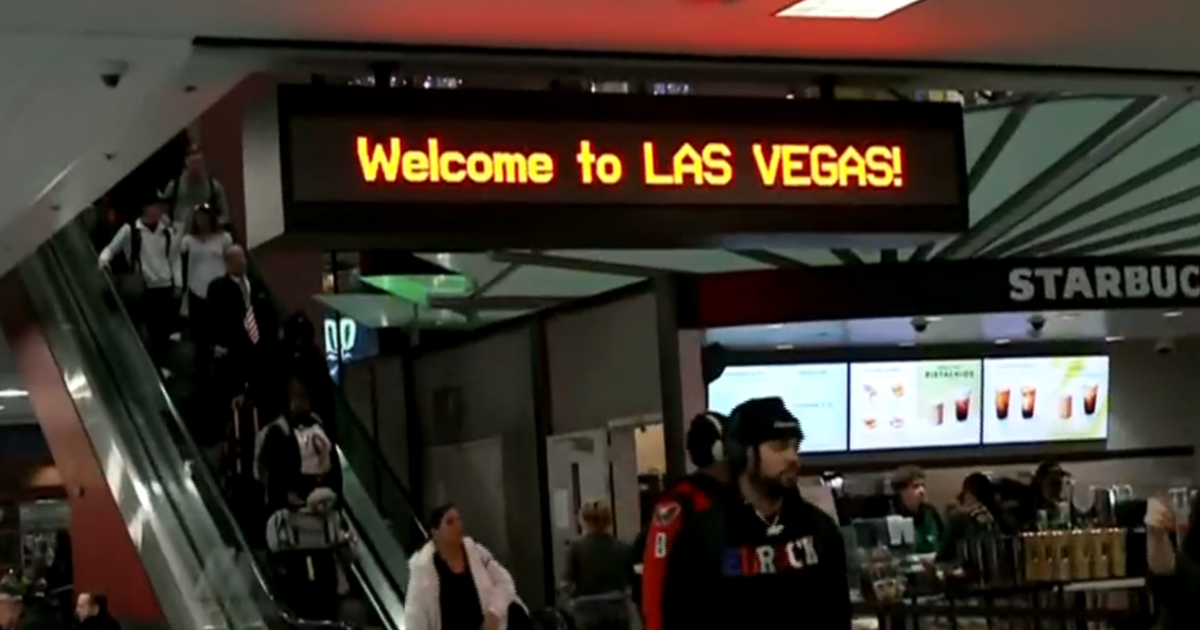 Las Vegas airports brace for mad rush of Super Bowl travelers