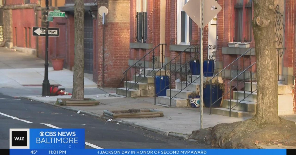 Police seek five suspects involved in armed robbery in West Baltimore ...