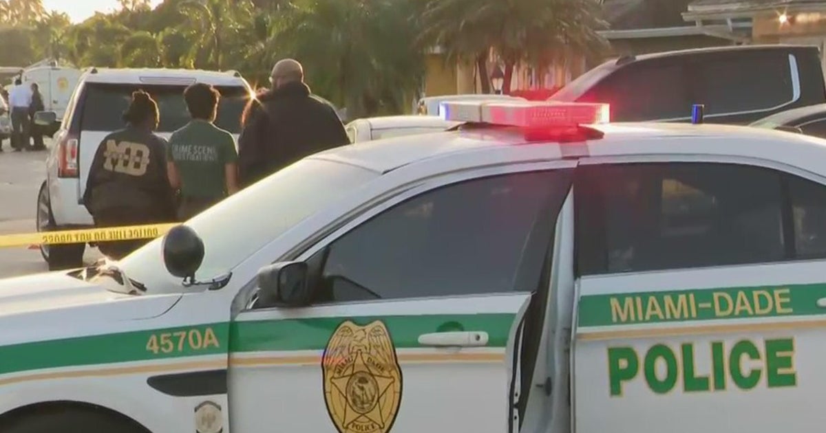 MPDPD: Argument involving father, son escalates to lethal taking pictures in NW Miami-Dade MPDPD: Argument involving father, son escalates to lethal taking pictures in NW Miami-Dade