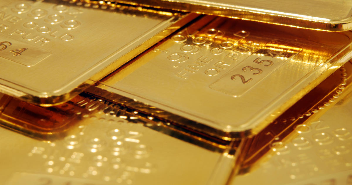 Златото се използва като инвестиция и форма на валута от стотици