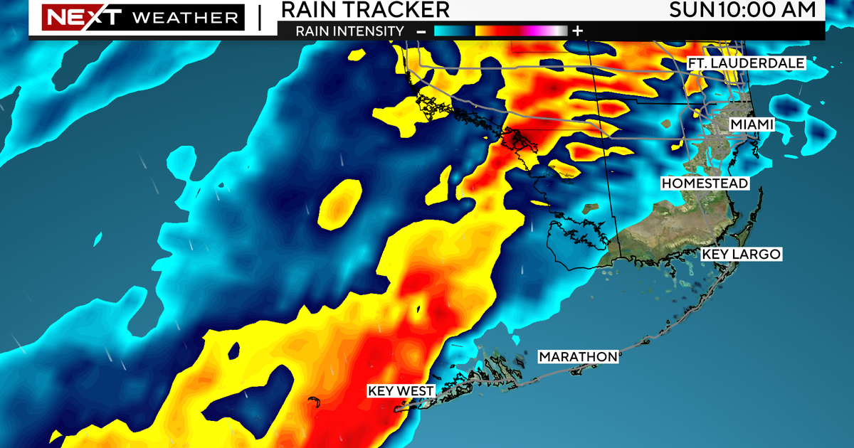 Period of hefty rain coming to South Florida late Sunday early morning Period of hefty rain coming to South Florida late Sunday early morning