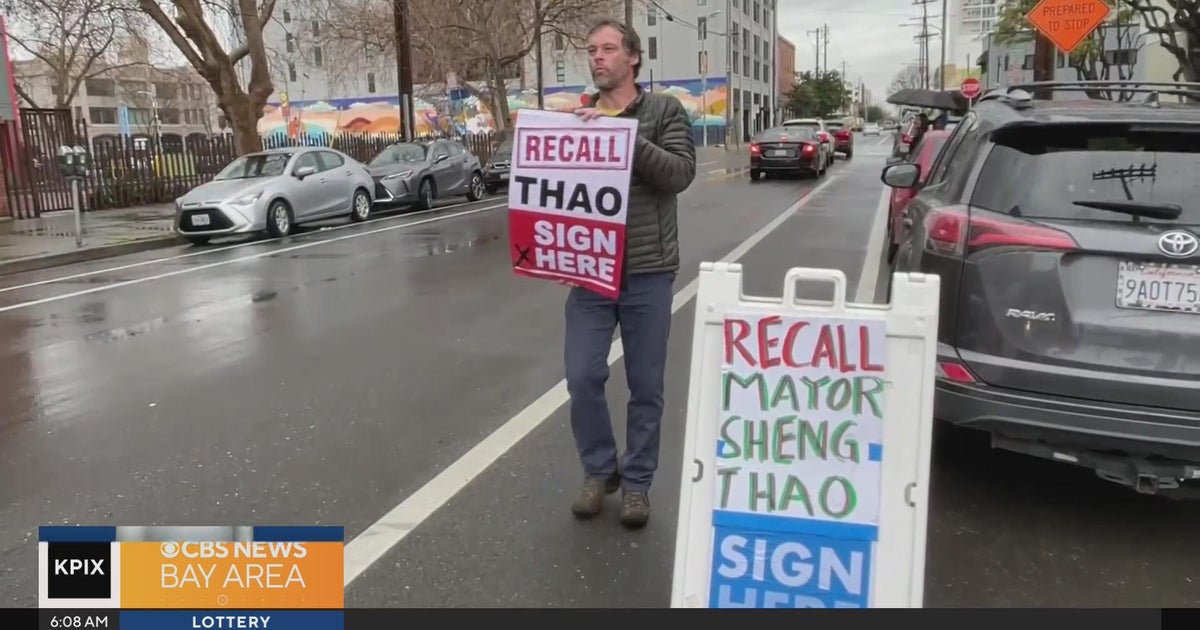 Supporters of recall against Oakland mayor begin to collect signatures ...