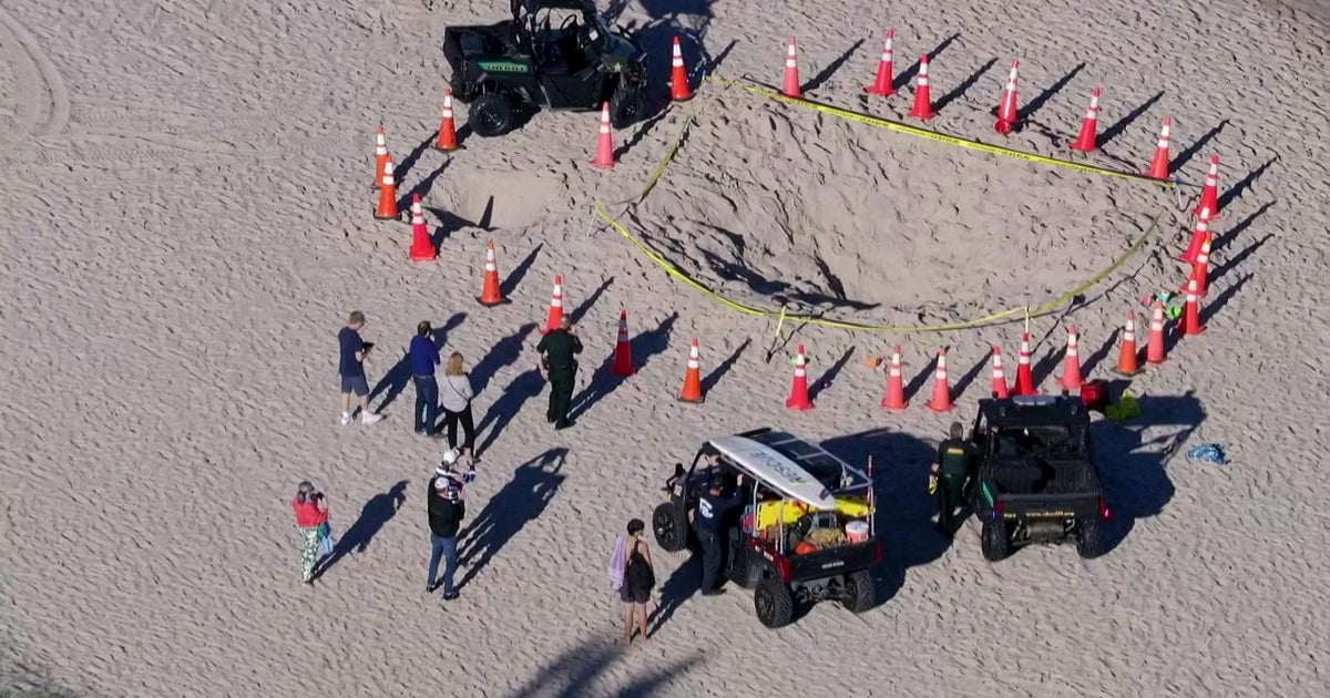 BSO: Woman who died, boy hospitalized from sandhole collapse in Lauderdale-By-The-Sea are siblings from Indiana BSO: Woman who died, boy hospitalized from sandhole collapse in Lauderdale-By-The-Sea are siblings from Indiana