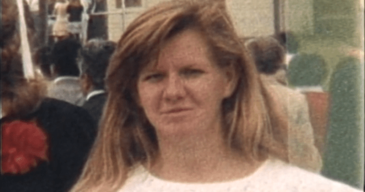 Убийството на жена от Мисури през 1989 г. е разкрито, след като човек се изявява с „солиден“ сигнал; 3-ма арестувани мъже
