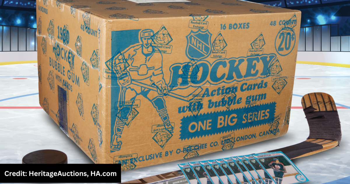 Неотворена картонена кутия пълна с пакети хокейни карти от 1979 1980