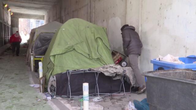 chicago-homeless-encampment.jpg 