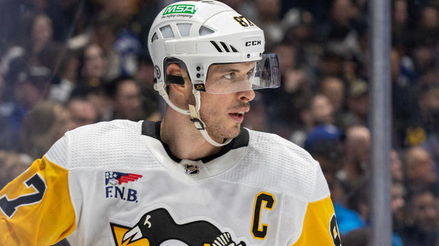 Pittsburgh Penguins v Vancouver Canucks 