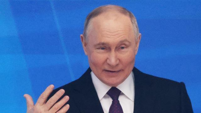 cbsn-fusion-putin-warns-about-nuclear-forces-new-weapons-in-annual-address-thumbnail-2722089-640x360.jpg 