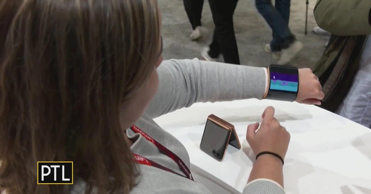 Bendable smartphone unveiled - CBS Pittsburgh