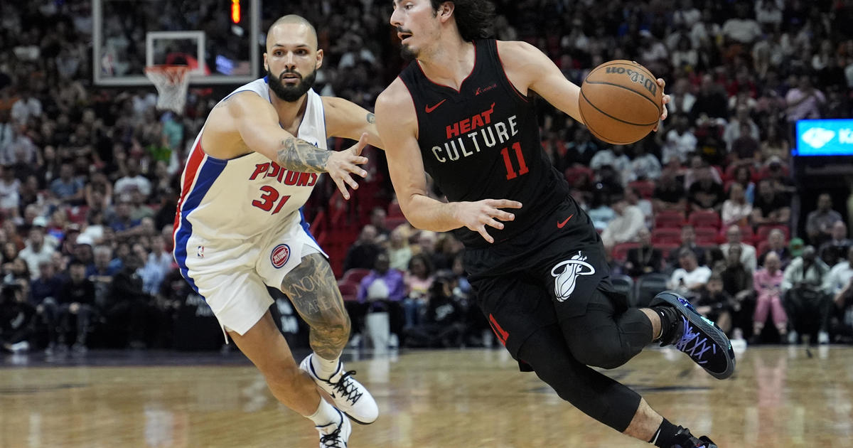 Warmth maintain off Pistons 118-110 for 11th acquire in 14 games