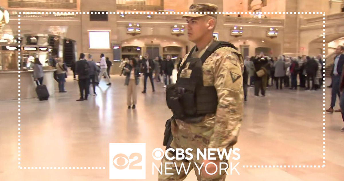 National Guard seen at NYC subway stations to help with bag checks ...