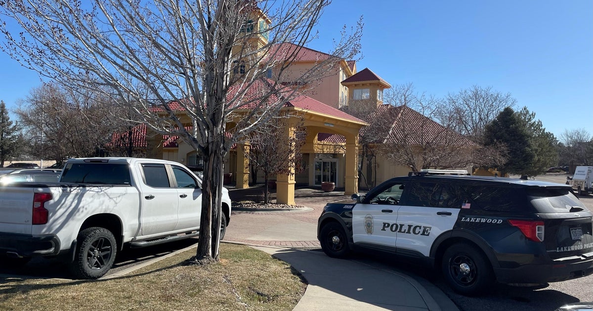 Lakewood police shoot and kill man who allegedly came at them with ...
