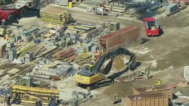 Construction at Obama Center.jpg 