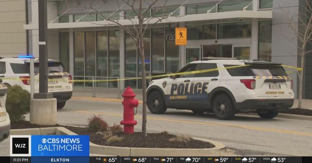 Documents: Man posing as armed guard attempted to rob safe at Canton Nordstrom Rack - CBS Baltimore