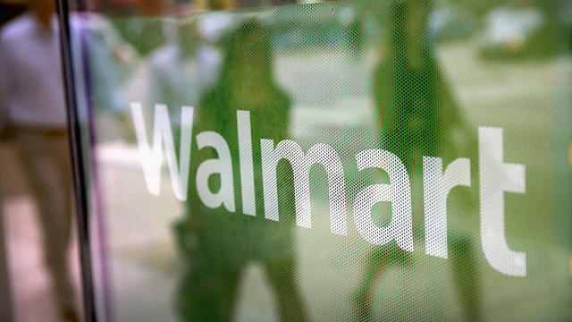 Wal-Mart Lowers Earnings Estimate After Weak Second Quarter 