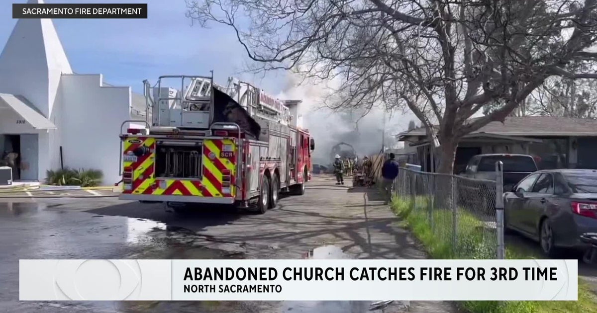 Abandoned Sacramento church building catches fire for 3rd time in past month
