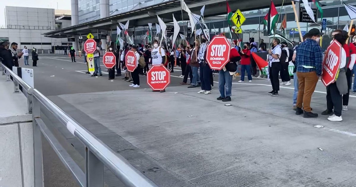 Pro-Palestinian protesters hold demonstration at San Francisco International Airport