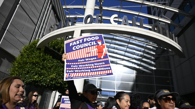 Fast Food workers rally 