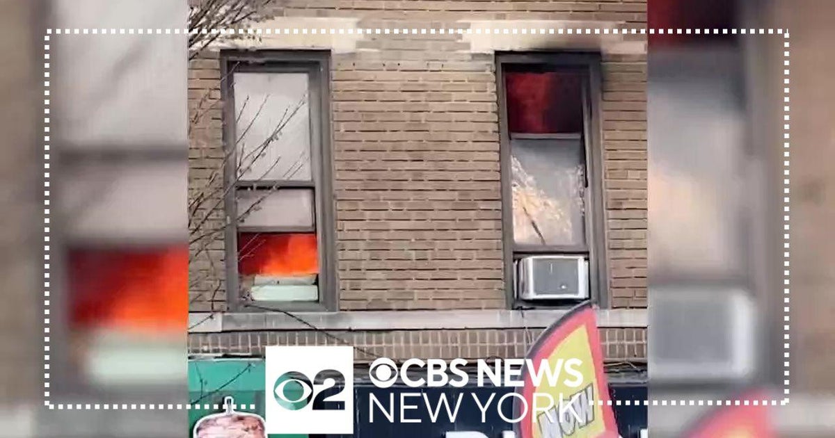 Questions remain after 2 found dead in Brooklyn fire - CBS New York