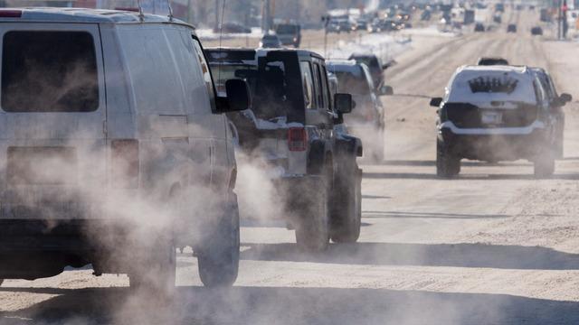 cbsn-fusion-epa-announces-new-tailpipe-emissions-rules-thumbnail-2774344-640x360.jpg 