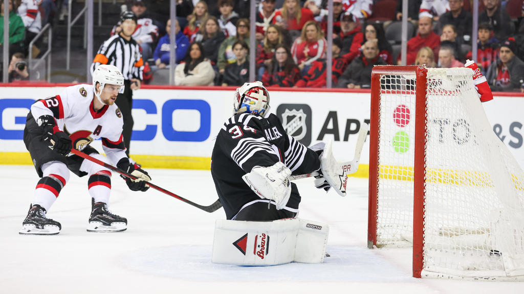 Senators snap 3-game losing streak with victory over Devils