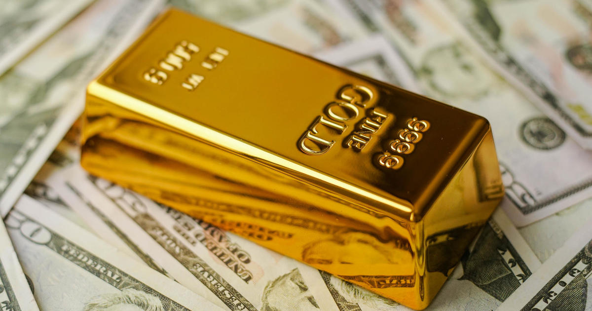 Колко високо ще скочи цената на златото? Ето какво смятат някои експерти